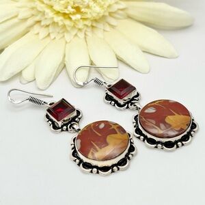 NOREENA JASPER/GARNET EARRINGS